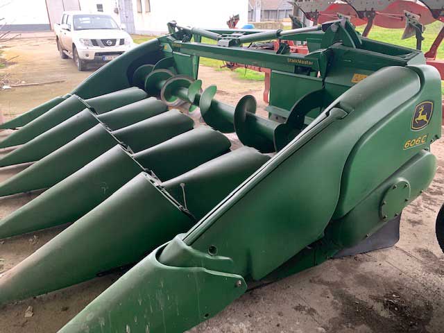 John Deere 606c adapter